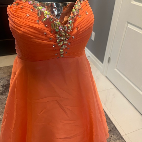 Cantaloupe colour ALYSE Paris Boutique party event dress with sparkling stones - Picture 10 of 16